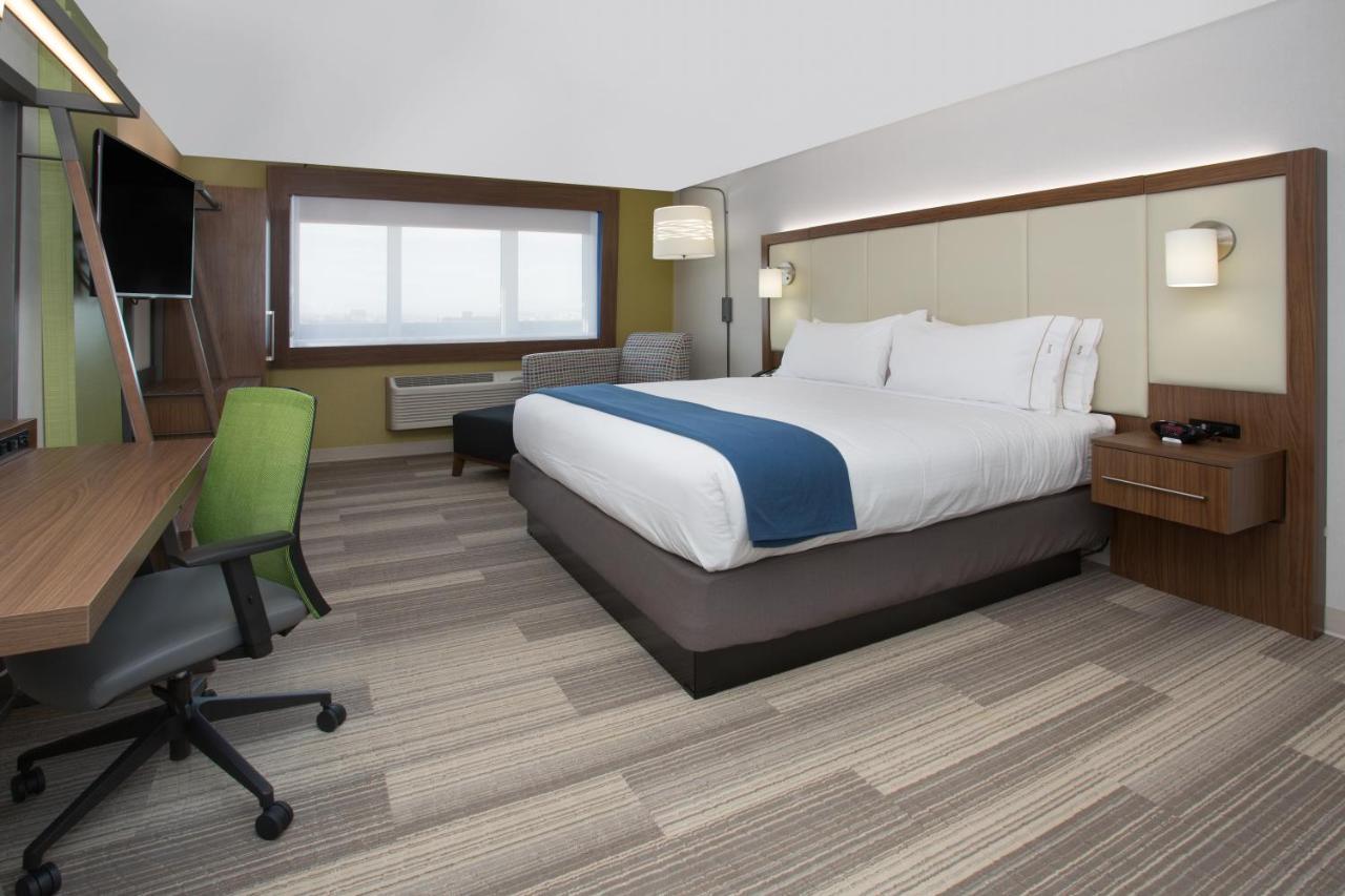 Holiday Inn Express Brooklyn - Kings Hwy, An Ihg Hotel New York Buitenkant foto